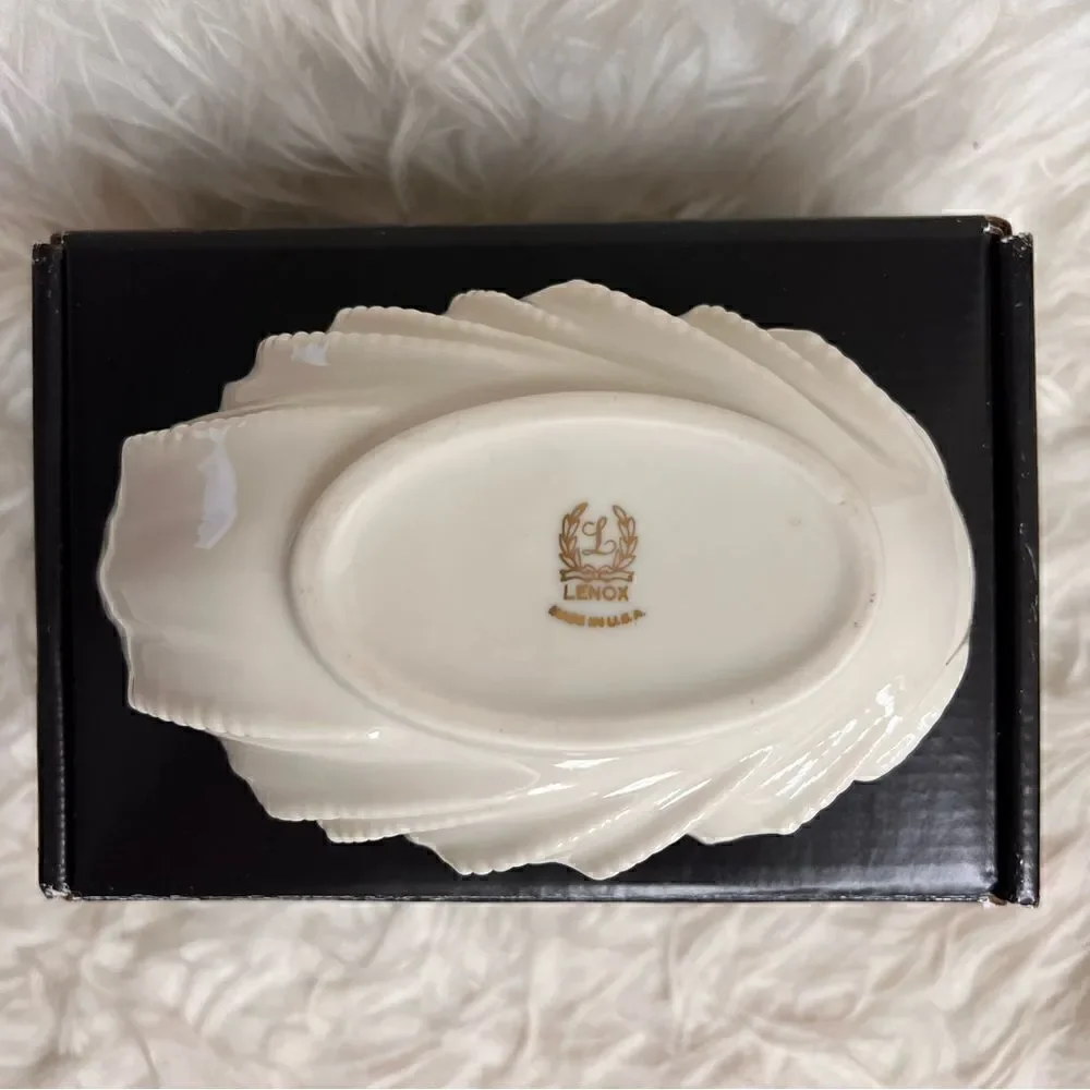 Lenox Leaf Nut Candy Dish 6” ivory